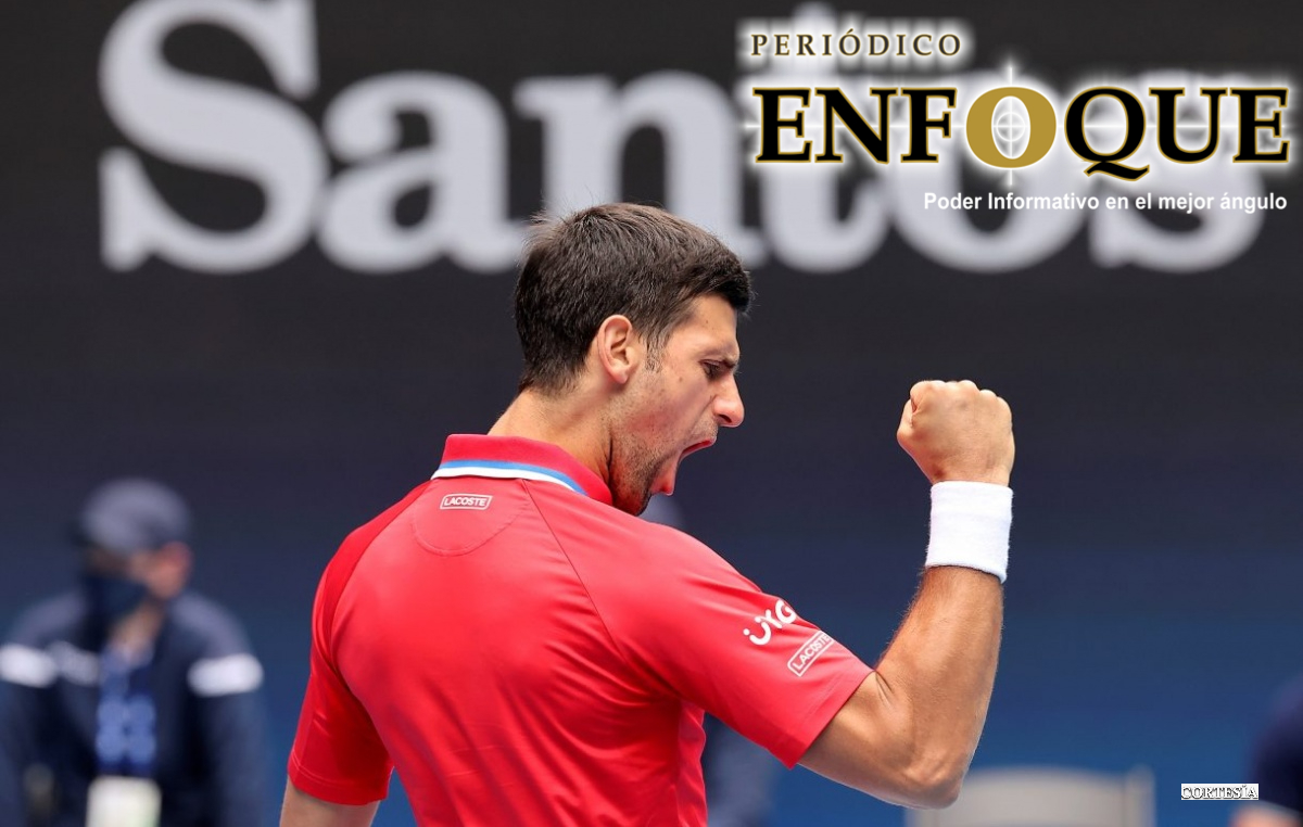 Foto: Cortesía Novak Djokovic gana su primer partido de la temporada y le otorga a Serbia su primer punto en la ATP Cup.