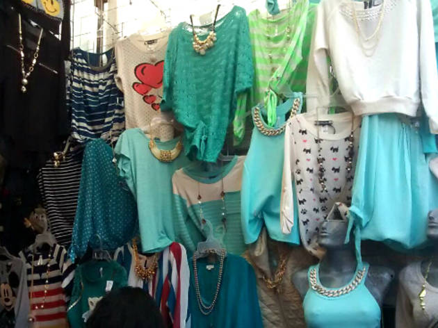 Foto: Cortesía Mujer convencia a jovencitas de trabajar en su puesto de ropa para luego prostituirlas; ya es investigada por la FGE