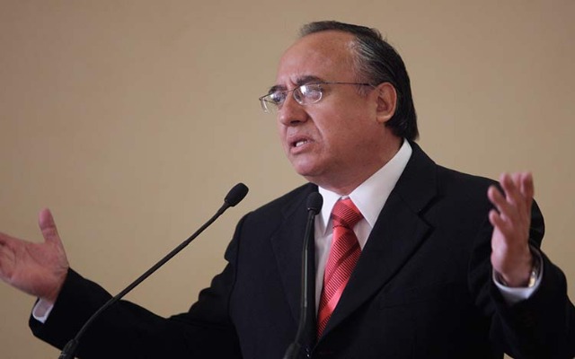 Detención de Valentín Meneses fue por autorizar con sobornos la preliberación de 3 reos