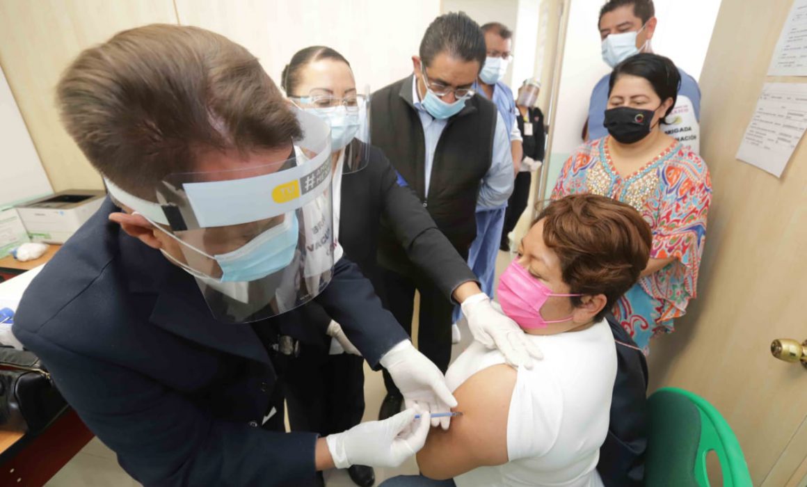 Tlaxcala no descarta la posibilidad de lograr contratos para adquirir vacunas contra Covid 