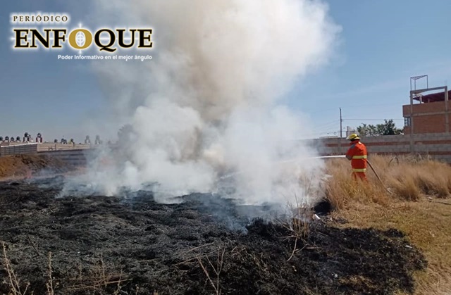 Foto: Cortesía Reportan hasta 10 incendios diarios de lotes baldíos en Cuautlancingo