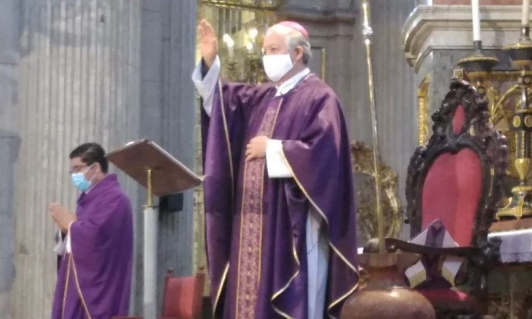 Católicos ya quieren asistir a los templos a rezar asegura Arzobispo de Puebla