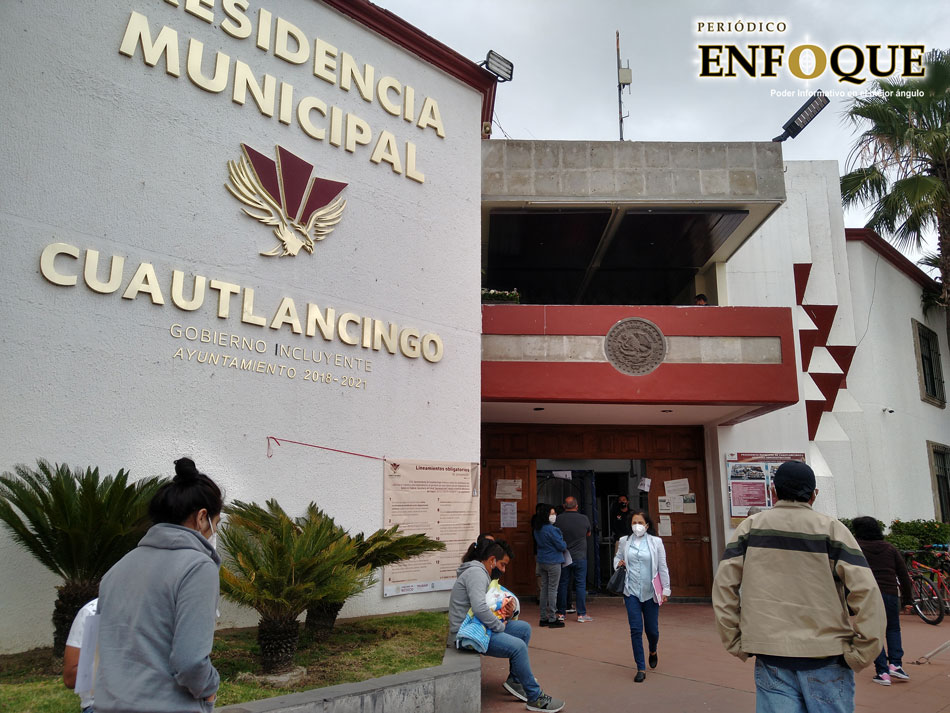 Foto: Omar Sánchez Van cinco trabajadores del ayuntamiento de Cuautlancingo fallecidos por Covid-19
