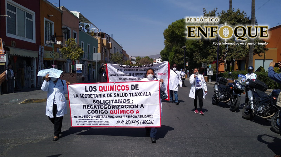 Foto: Rommel Bonilla  Protestan químicos de Tlaxcala y advierten sobre paro laboral si no son cambiados de categoría