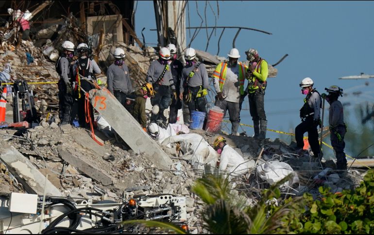Por: Cortesía Socorrista encuentra el cuerpo de su hija en edificio derrumbado de Miami