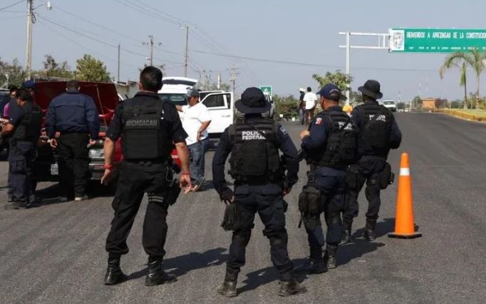 Miembros del CNG atacan a comunitarios en Michoacán