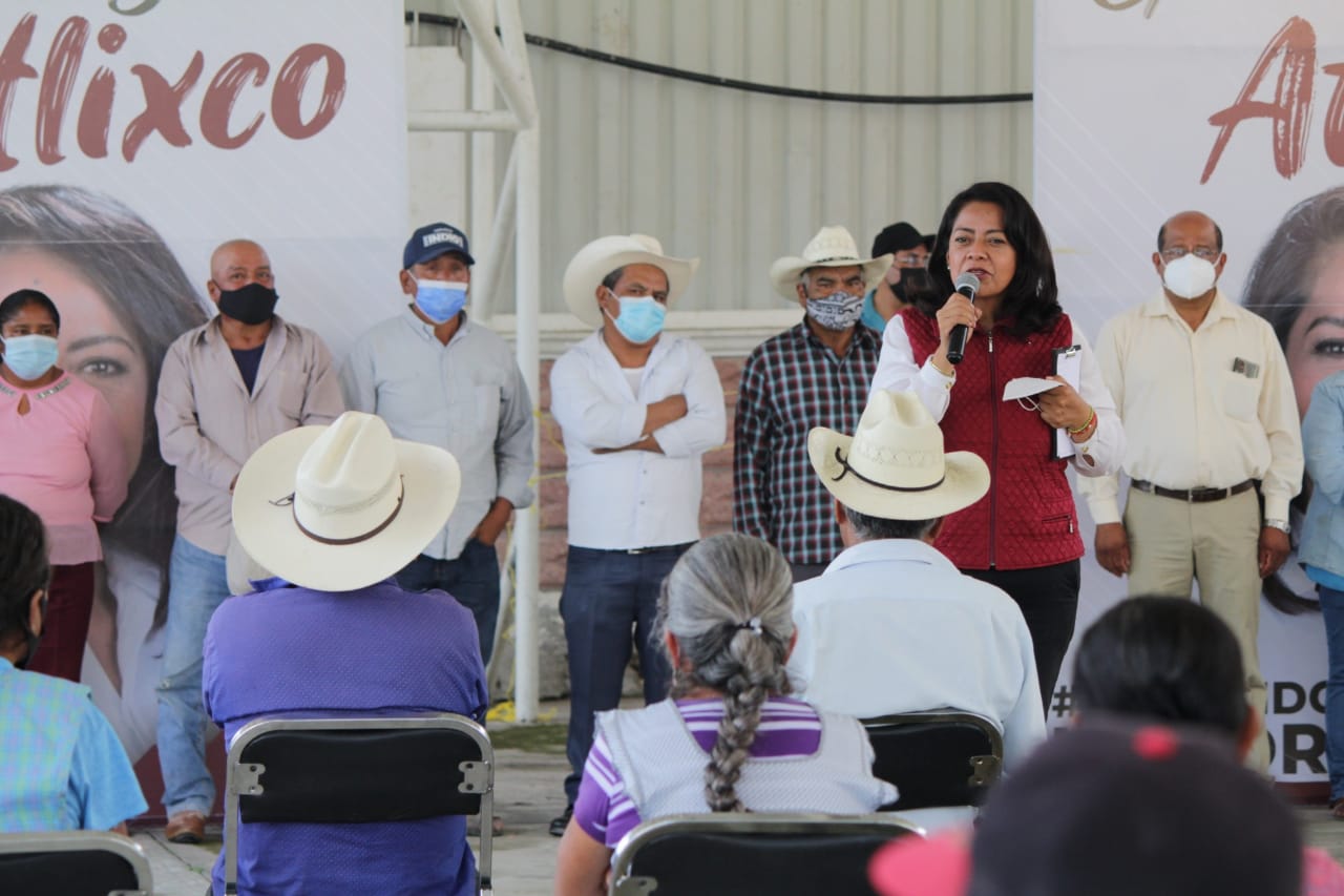 Por: Cortesía "Toca construir y cumplir", Ariadna Ayala garantiza atender a municipios y comunidades de Atlixco