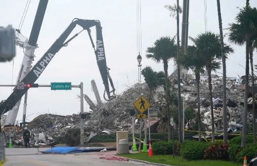 Tormenta "Elsa" complica la búsqueda de víctimas del derrumbe en Miami