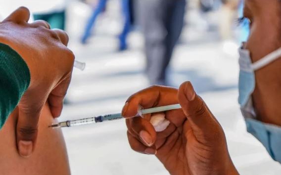 ¿Ya te vacunaste? Así podrás descargar tu certificado en México