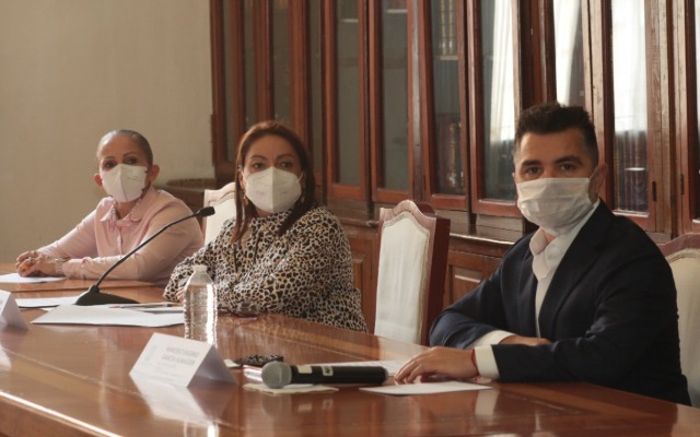 Por: Cortesía Comisiones aprueban propuestas de Barbosa para endurecer sanciones contra conductores ebrios y fuga de reos