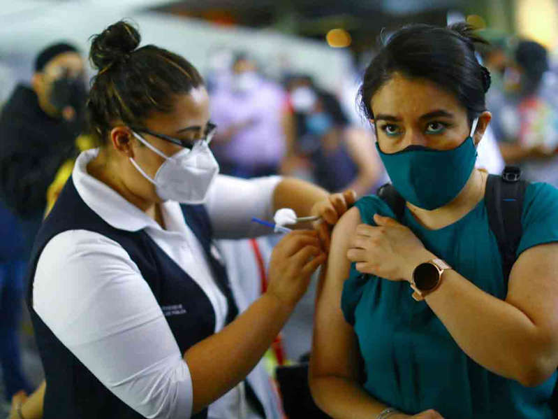 Por: Cortesía López Obrador reprocha fallo en logística de vacunación en Chiapas