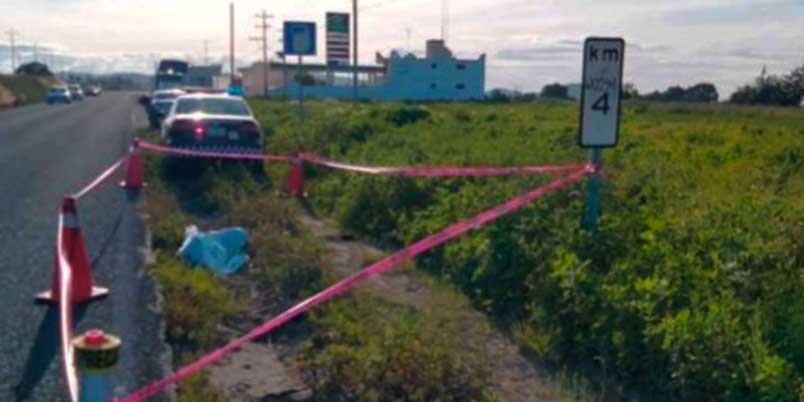 Por: Cortesía Hallan el cadáver de un hombre a un costado de la carretera Amozoc-Nautla