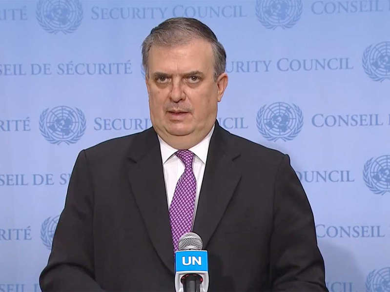 Por: Cortesía Avión de la FAM llevó a médicos cubanos a la isla: Marcelo Ebrard