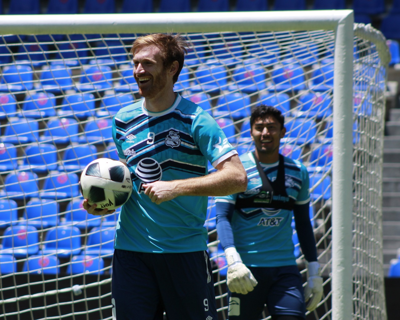 Fernando Aristeguieta, emocionado por llegar al Puebla