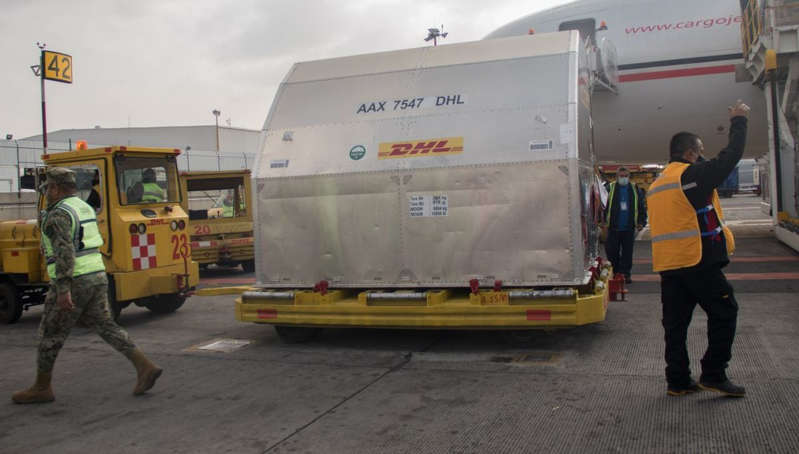 Por: Cortesía Llega a México nuevo lote con un millón de vacunas de Sinovac