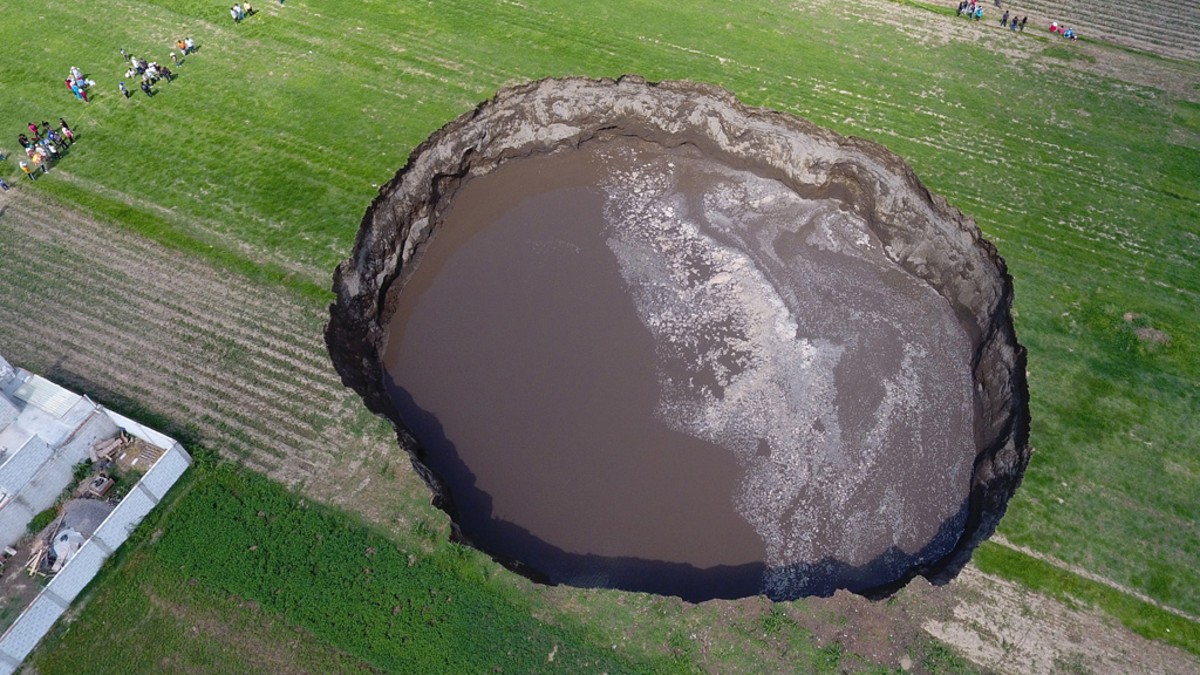 Piden se investigue y frene sobreexplotación del acuífero que causo socavon en Zacatepec