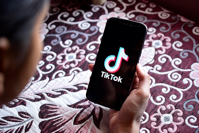 ¡Alerta!, niño de 12 años fallece al intentar hacer desafío de TikTok; el peligroso reto de asfixia 