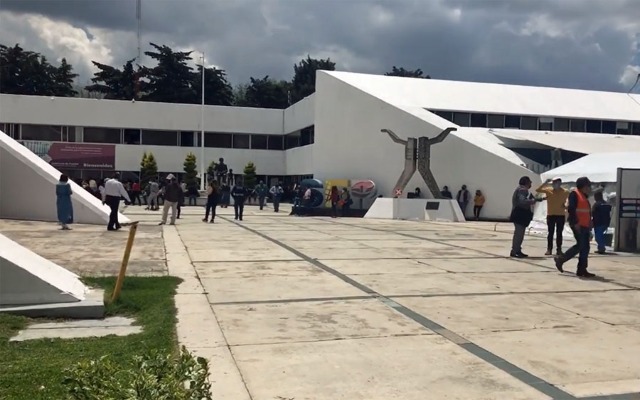 Por: Cortesía Pide Barbosa una verdadera descentralización de la SEP y no solo traslado de directivos