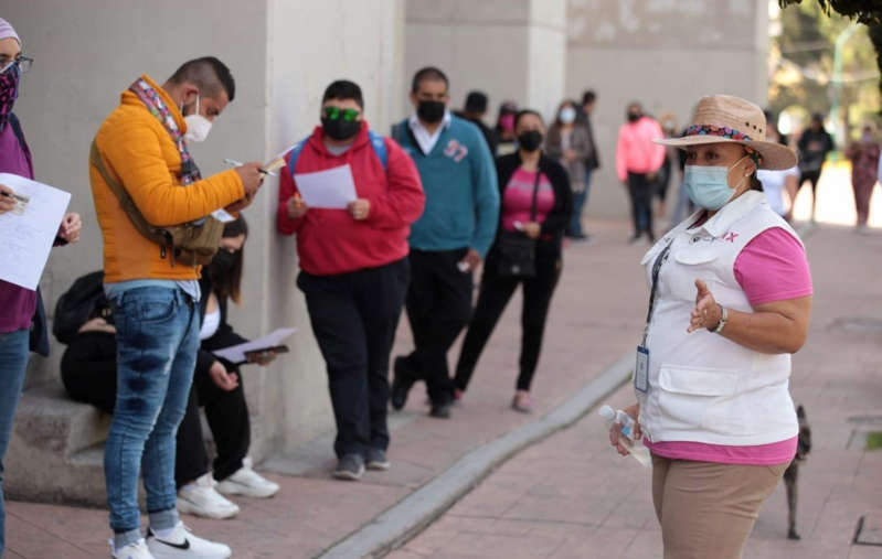 Por: Cortesía Vacunación, tercera ola e intubados; los cambios en el semáforo covid