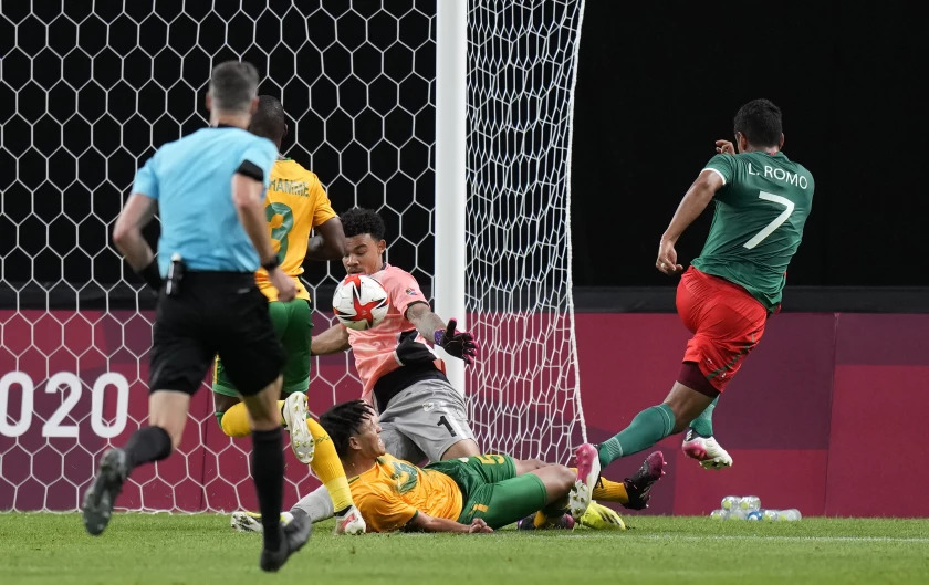 Por: Cortesía México goles a Sudáfrica y jugará ante Corea los cuartos de final de Tokio