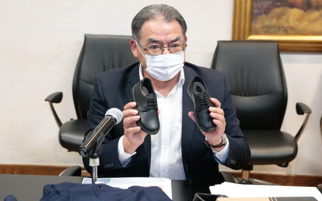 Por: Cortesía Gobierno estatal solo apoyará con calzado a estudiantes de primaria para el regreso a clases