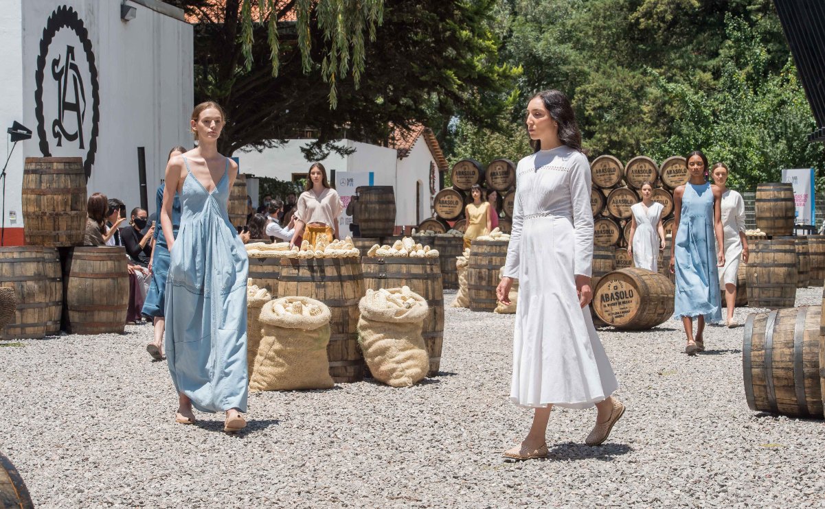 Por: Cortesía Mercedes-Benz Fashion Week México se celebrará en Puebla; diseñadora poblana participará en el evento