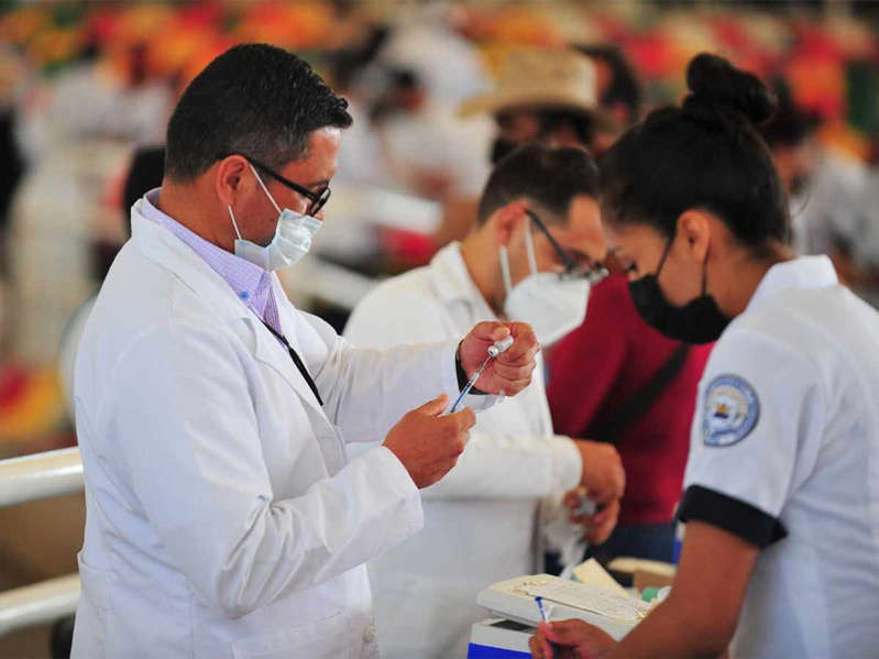 Por: Cortesía Ocupación hospitalaria incrementa un 71% en plena 3er ola: Nuevo León