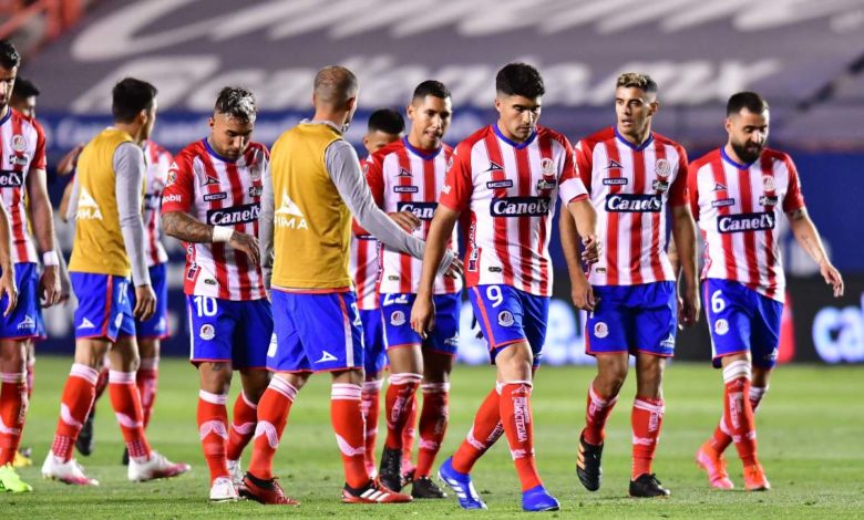 Por: Cortesía Tras no poder en Puebla con Lobos BUAP, los Cuervos podrían ser una realidad en San Luis