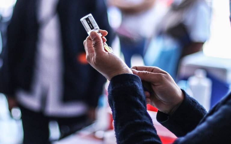 No habrá vacunación anticovid este domingo por elecciones
