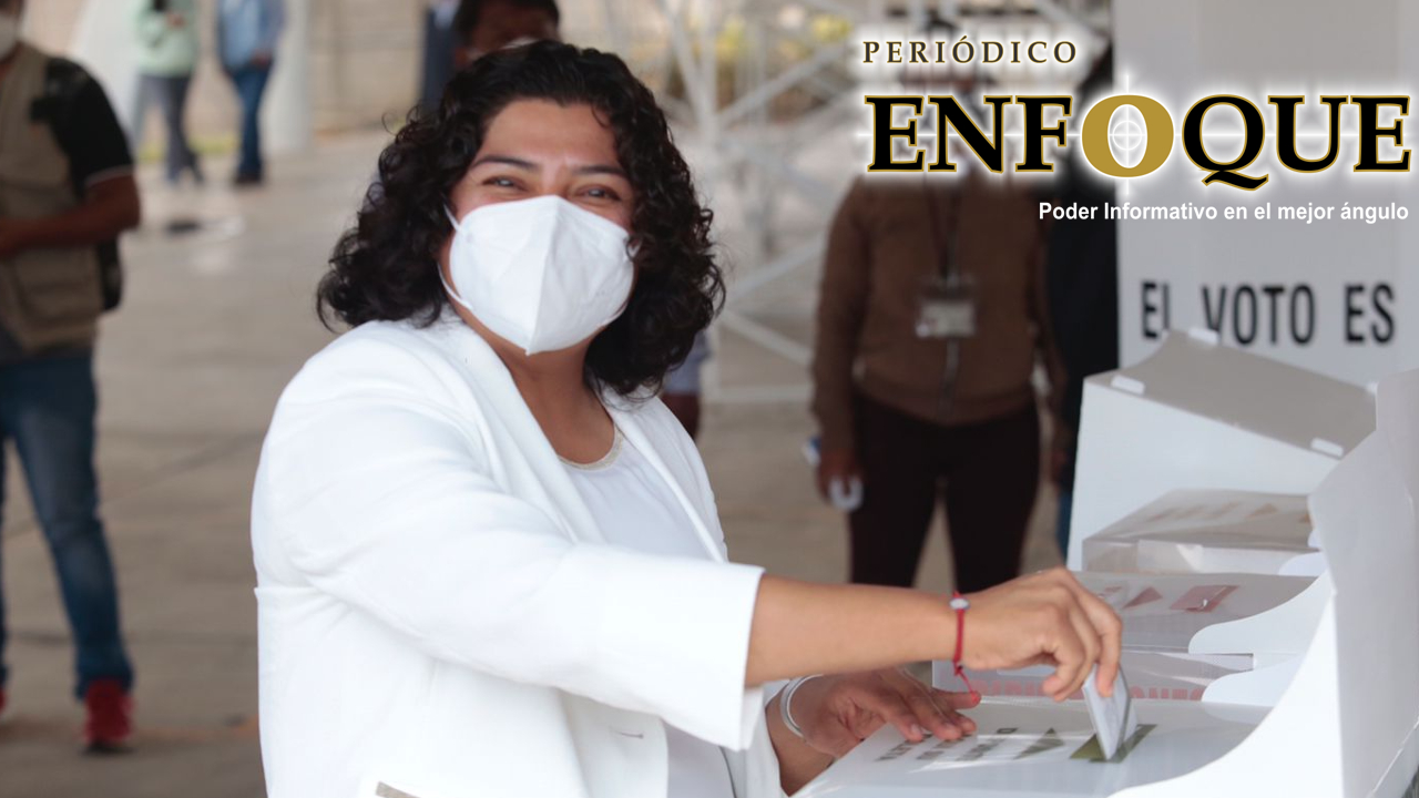 Por: Cortesía Karina Pérez Popoca acude a votar y refuerza su compromiso con la ciudadanía