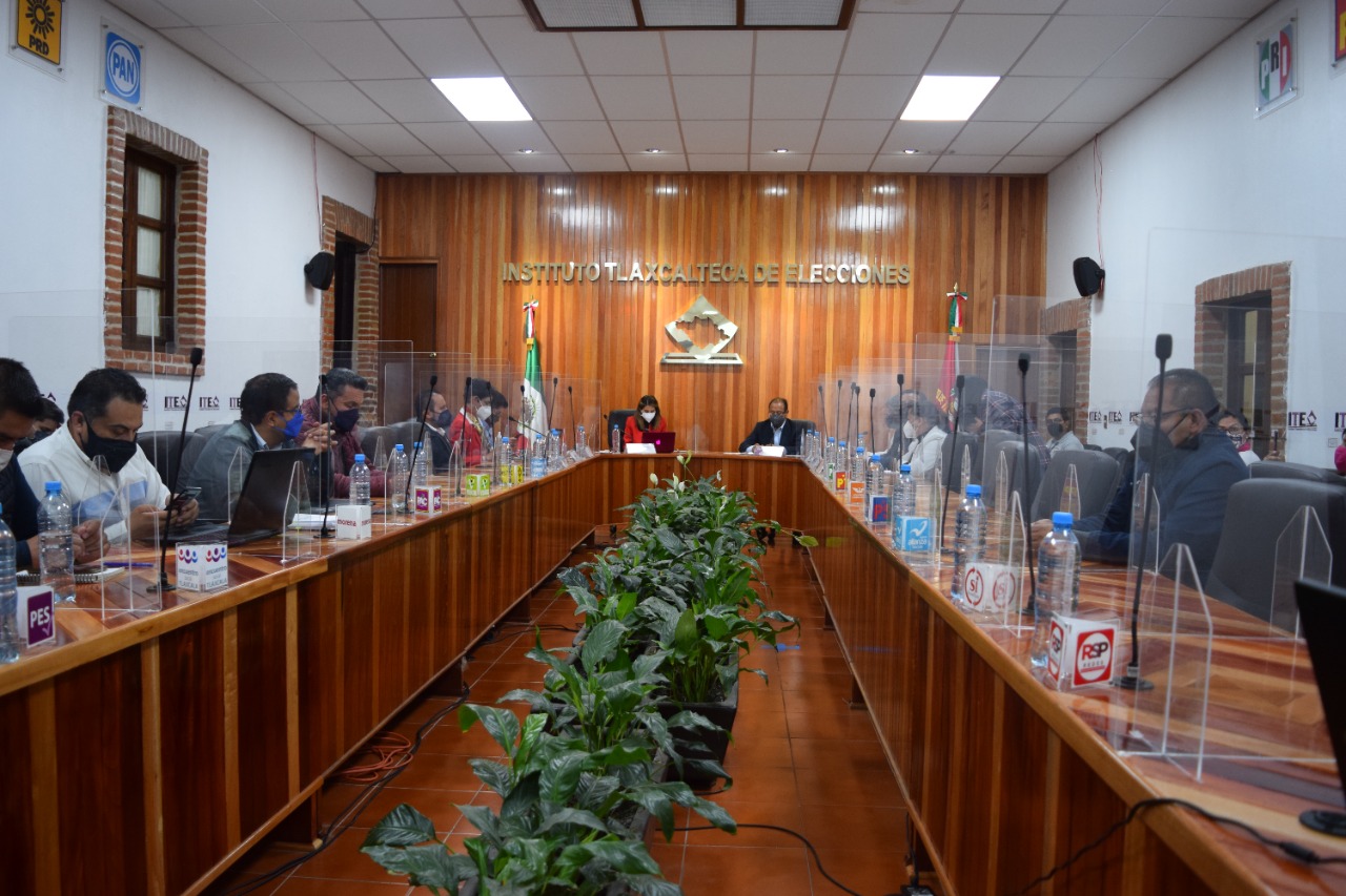 Por: Cortesía Reciben consejos distritales y municipales paquetes de elección local