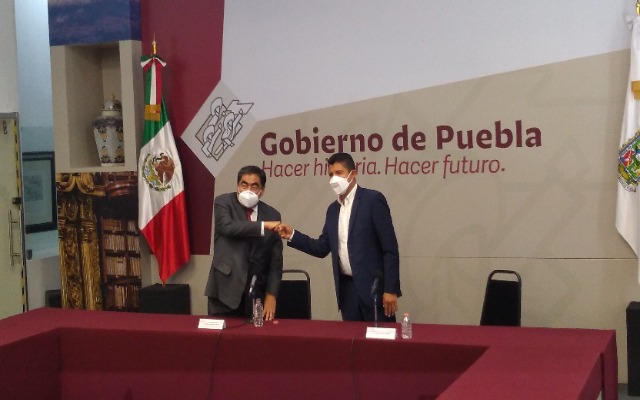 Por: Daniel Jiménez Se reúne Miguel Barbosa con Eduardo Rivera y acuerdan trabajar sin distinciones partidistas