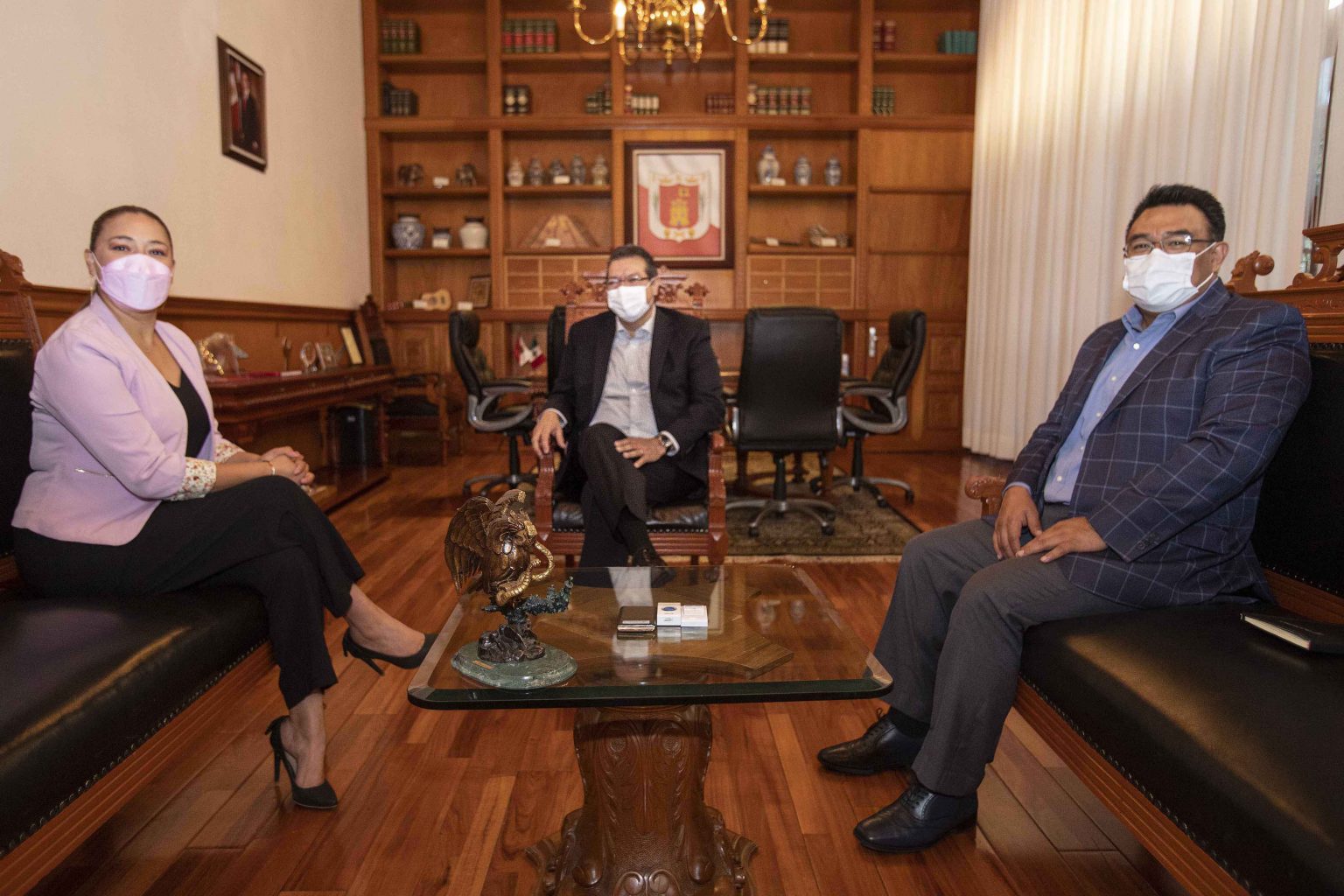 Por: Cortesía Marco Mena ratifica compromiso de respeto y transparencia para trabajar con el Congreso del Estado