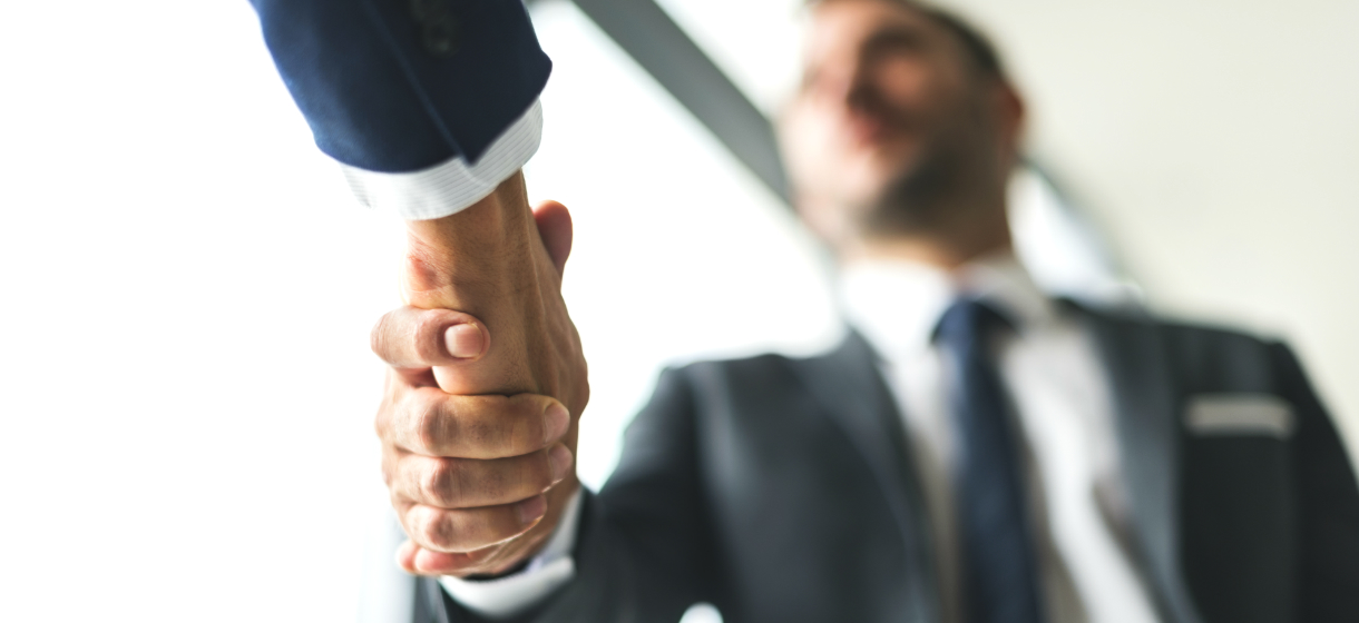 México se afianza en abril como el primer socio comercial de EU