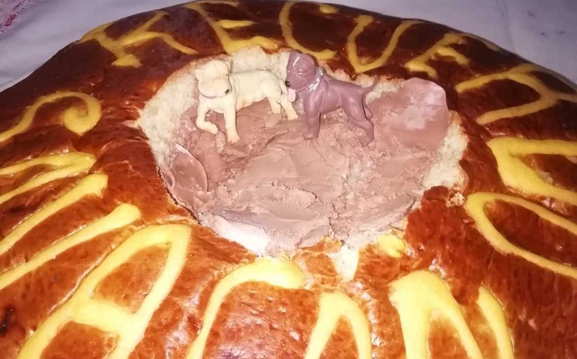 Por: Cortesía ¡Surge el pan del socavón! Habitantes de Santa María Zacatepec preparan este recuerdo gastronómico