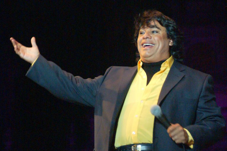 Por: Cortesía Emprenden cruzada legal para recuperar mansiones de Juan Gabriel en España
