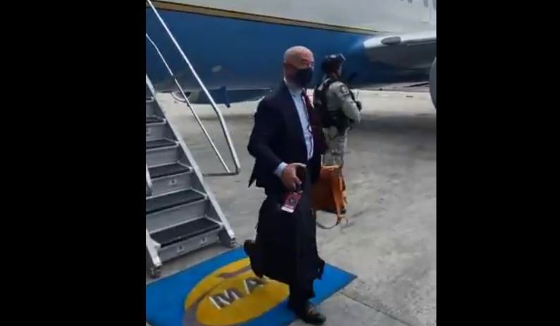 Secretario de Seguridad de EU llega a México para analizar reapertura de la frontera