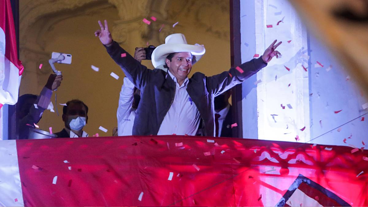 Por: Cortesía Finaliza conteo de votos en Perú; Castillo aventaja