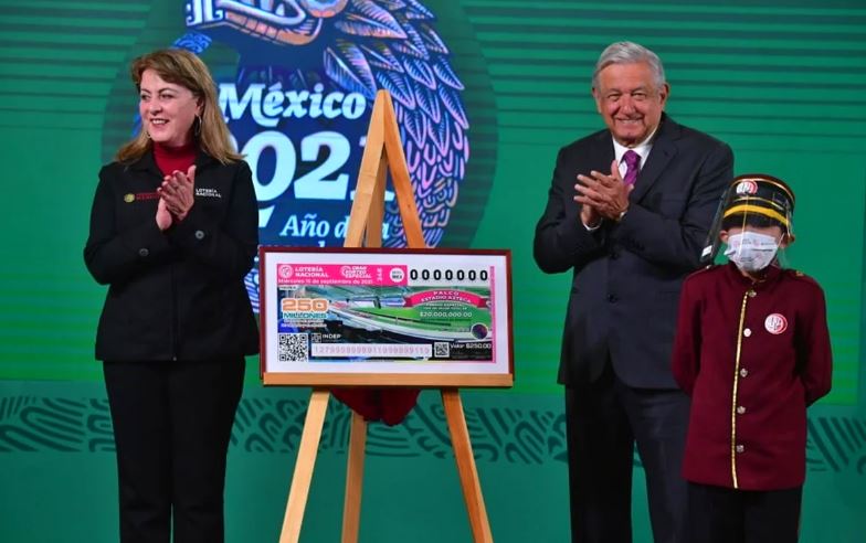 Palco en el Azteca y departamento en Acapulco están en rifa: Lotenal