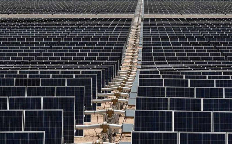 Por: Cortesía AMLO planea construir parque de generación de energía solar en Sonora