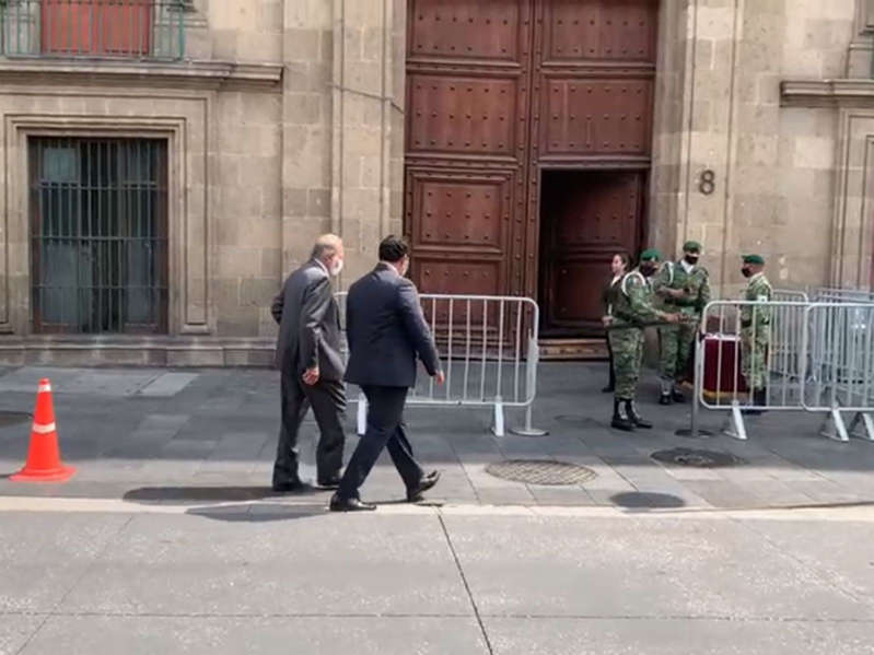 Por: Cortesía Concluye reunión de AMLO con Slim y Sheinbaum en Palacio Nacional