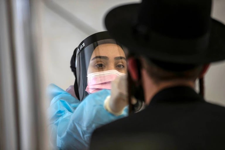 Por: Cortesía ¿Por qué hay un rebrote de COVID-19 en Israel?, el país más vacunado del mundo. Esto dicen los expertos
