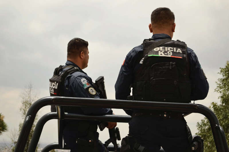 Por: Cortesía Hallan cuerpos colgados en un puente de Zacatecas; tenían uniformes de policía de SLP