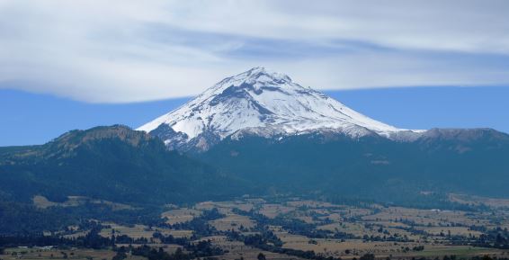 Volcán Popocatépetl presenta 59 exhalaciones y casi dos horas de tremor