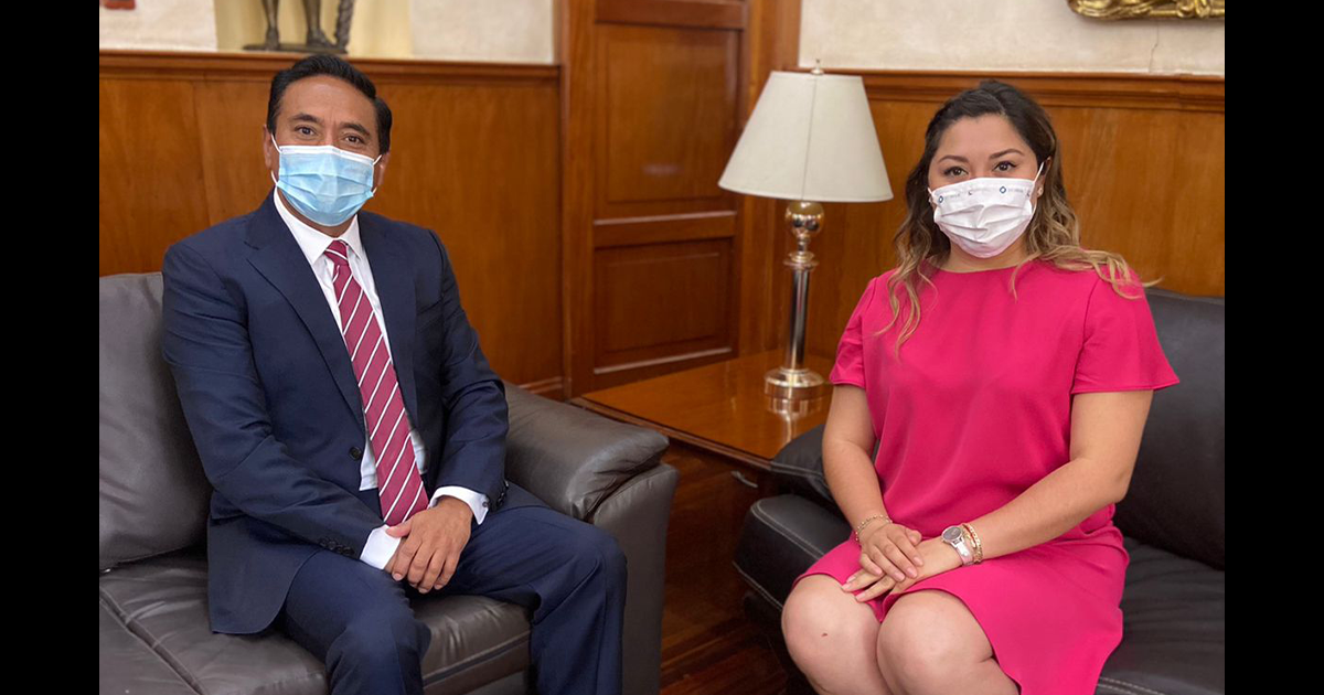 Por: Cortesía Se reúnen el presidente municipal electo, Jorge Corichi Fragoso y la presidenta en turno Mildred Vergara Zavala