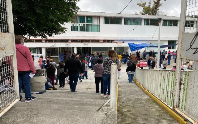 Por: @KareMeza_ Paro de trabajadores de unidades médicas del estado es por reelección de su líder sindical