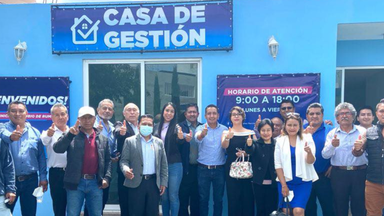 Por: Cortesía Edmundo Tlatehui recibió a la Organización 5 de mayo Movimiento Reformador en su Casa de Gestión