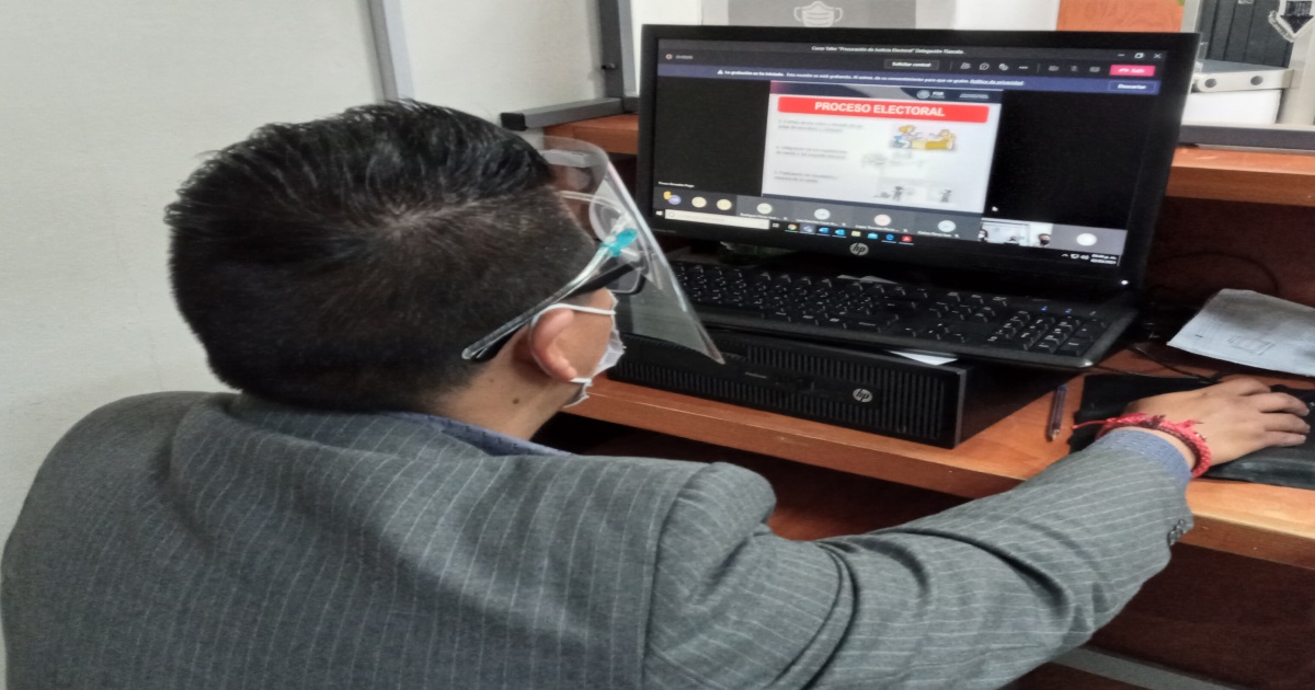 Foto: Cortesía Personal de la FGR Tlaxcala recibe capacitación en materia electoral