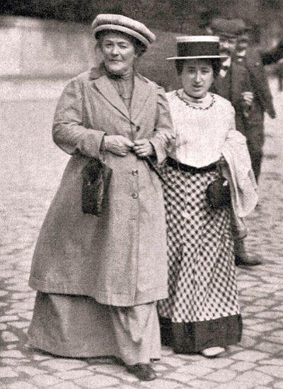 105938683 zetkin luxemburg1910
