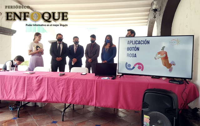 Foto: Omar Sánchez Presentan aplicación "Botón Rosa" para denunciar violencia intrafamiliar en Cholula